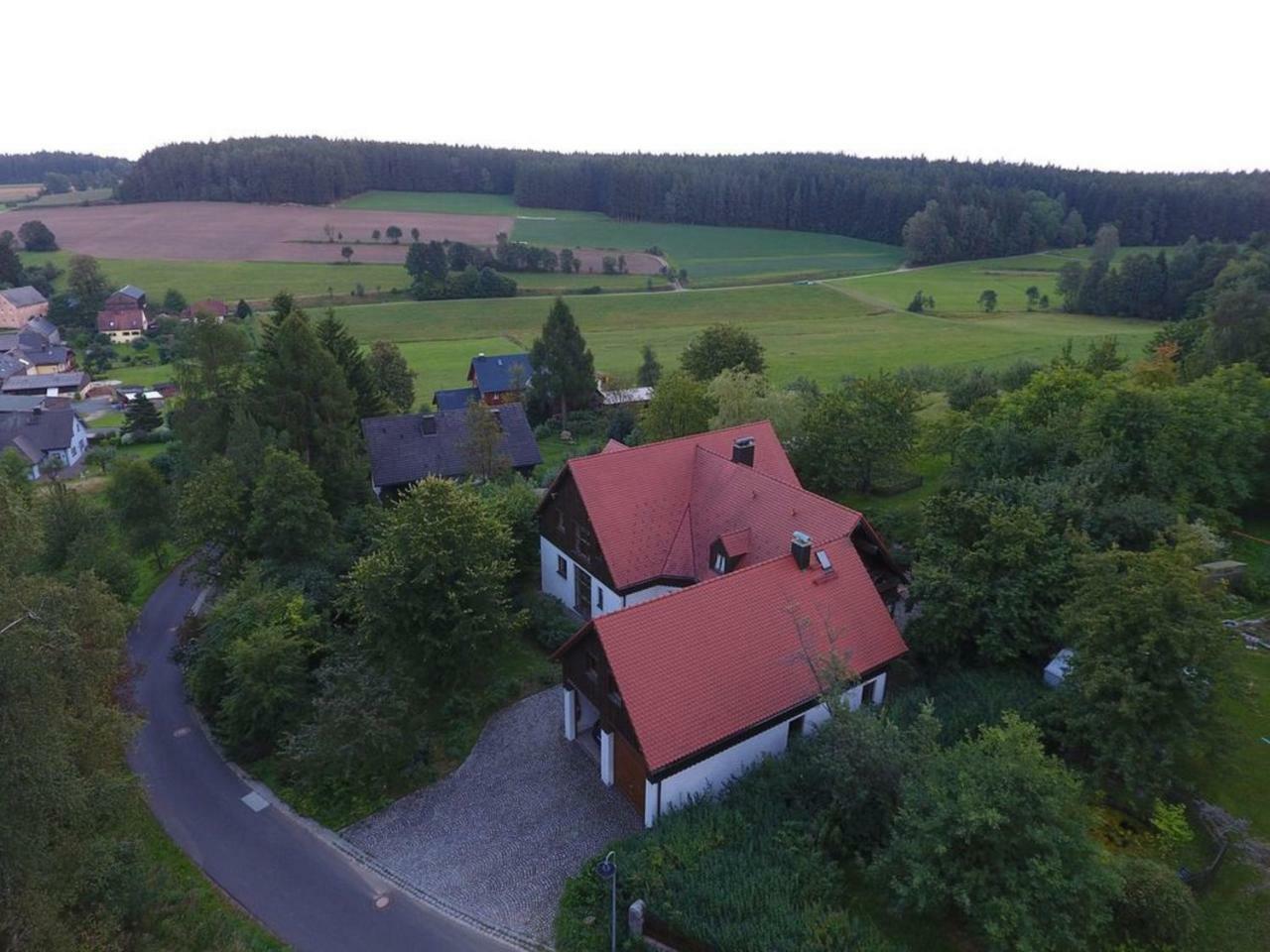 Idyll Im Gruenen Apartment Bad Alexandersbad Exterior photo